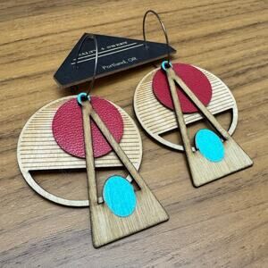 NWT Salty + Sweet Interchangeable Geometric Wooden and Leather Earrings Set